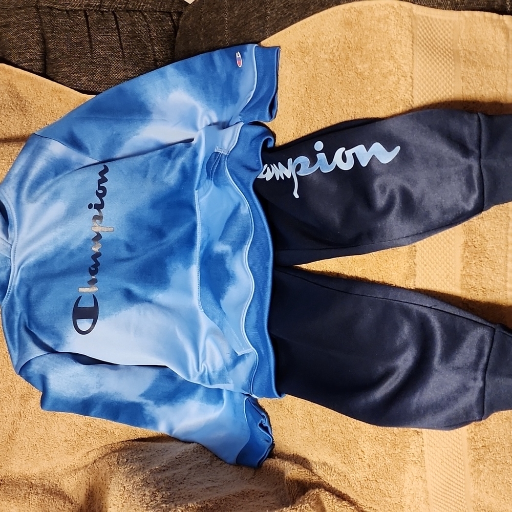 Champion size 7/8 blue set